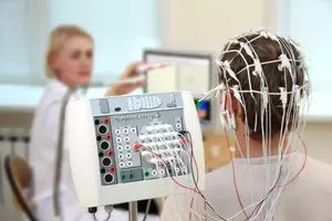EEG Machines: A Technical and Physiological Overview