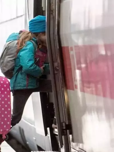 Bahn führt Familientickets für ICE und IC ein: Günstig reisen mit Kindern