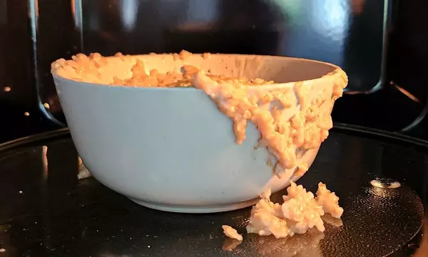 Mastering Oatmeal: How to Prevent Messy Boil-Overs