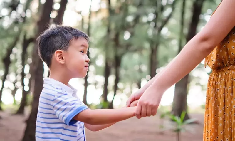 Mastering the 'Yes' and 'No' in Parenting: A Guide to Balance and Effective Communication