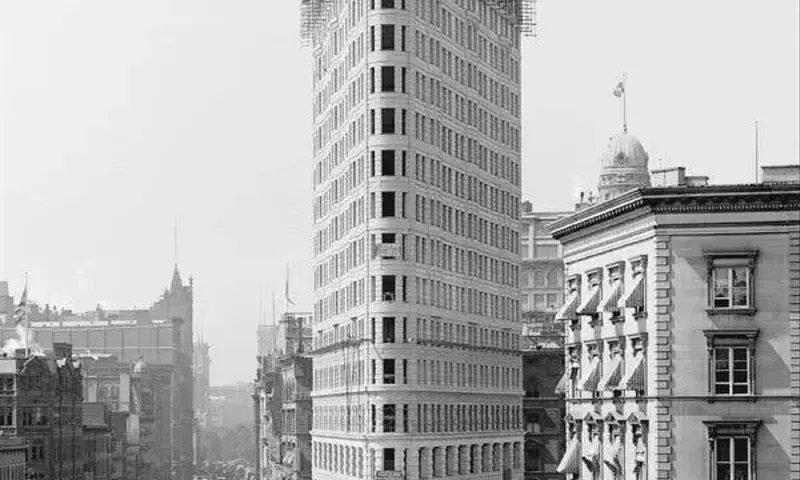 Reviving History: The Flatiron Building's Revolving Door Restoration