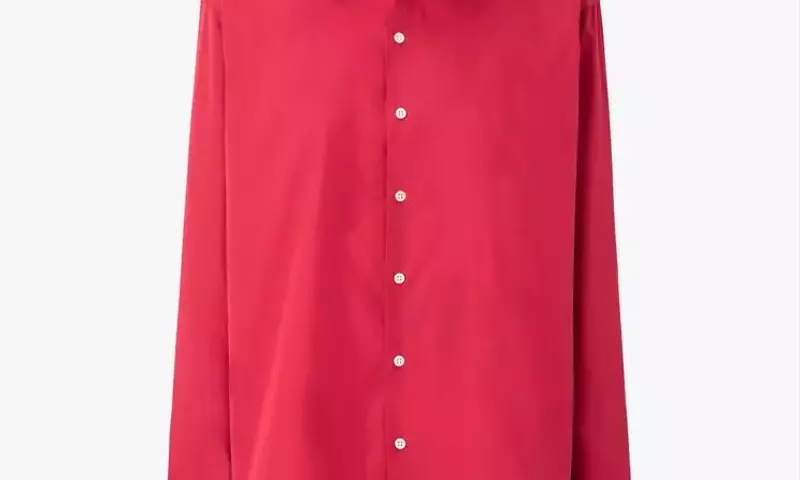 The Enduring Appeal of the Red Shirt: A Fashion Essential