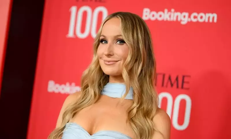 Nikki Glaser on Roasting Leonardo DiCaprio: A Comedian's Perspective