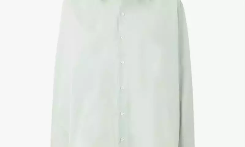 Embracing Sage Green: Spring's Serene and Stylish Hue