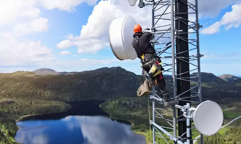 Crown Castle: 2026 Reset Fuels Re-Rating Potential