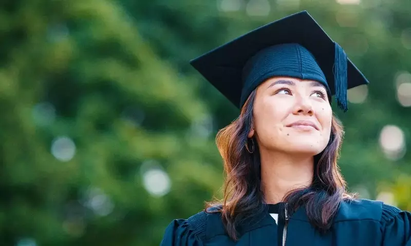 Top Degrees for Job Openings and High Salaries