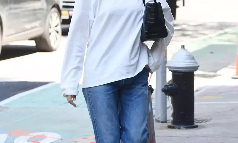 Celebrities Embrace Flip-Flops as the Ultimate Spring-to-Summer Footwear Trend