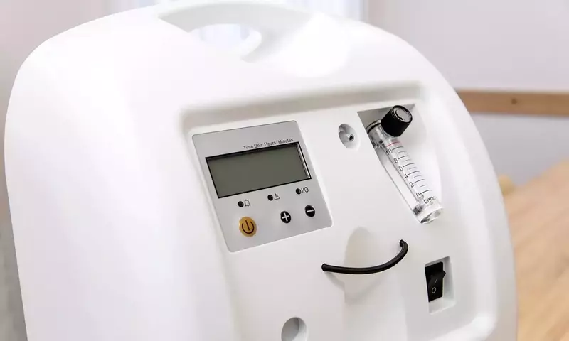 Oxygen Concentrators — Principles, Mechanisms, and Clinical Context