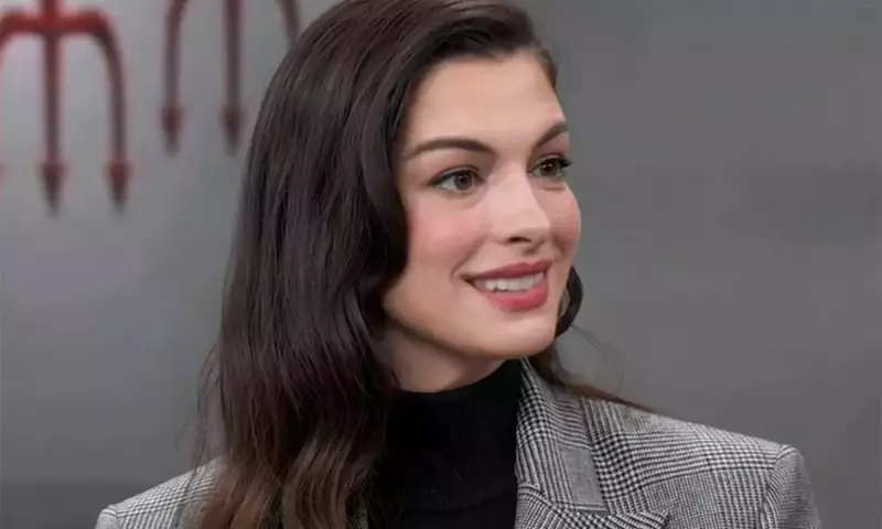 Anne Hathaway Clarifies Model Casting for 'The Devil Wears Prada 2'