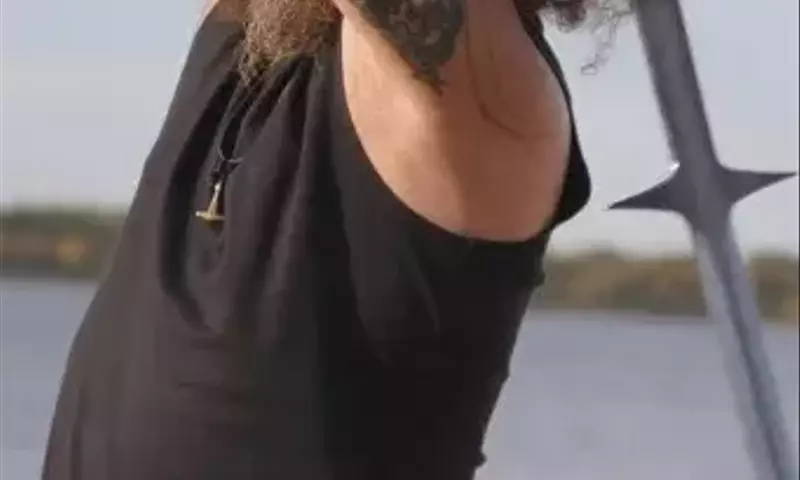 Tobias Prüwer: Kampfkunst-Philosophie – Eine Auseinandersetzung mit dem Schwertkampf