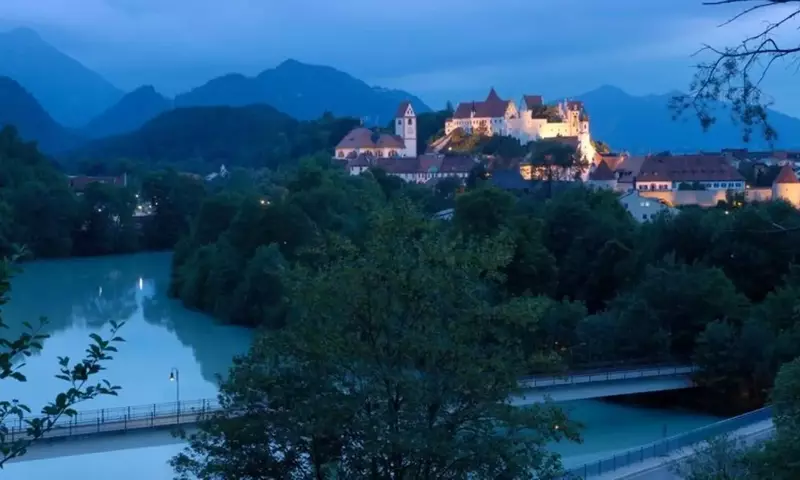 Besser schlummern in Bayern: Reisetrend Schlaftourismus: Traumurlaub in Füssen