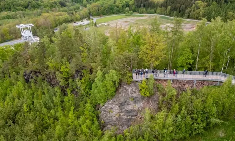 Neue Plattform im Erzgebirge beleuchtet Bergbau-Erbe