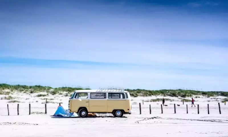 Kühl und Komfortabel: Ultimative Camping-Strategien gegen Sommerhitze