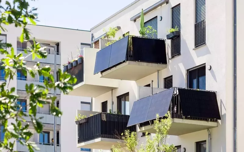 Balkonkraftwerke in Deutschland: Ein Millionen-Meilenstein der Energiewende